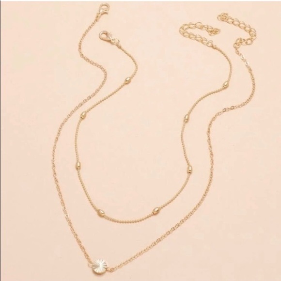 2 DAINTY LAYERING NECKLACES - Picture 4 of 4